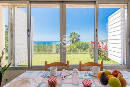 Casa en venta con fantásticas vistas al mar en Blanes, 399 mt2, 5 habitaciones