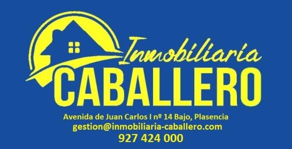 Se vende casa en Cáceres, 99 mt2, 4 habitaciones