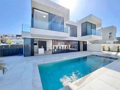 6 Bed, 4 Bath Modern Villa For Sale In Callao Salvaje 1,750,000€, 237 mt2, 6 habitaciones