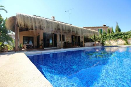 Casa con grande piscina en Campos, 319 mt2, 4 habitaciones
