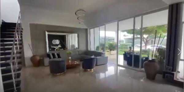 SE  VENDE HERMOSA CASA UBICADO EN ZONA NORTE, 320 mt2, 3 habitaciones