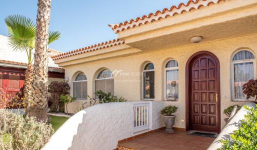 Casa-Chalet en Venta en Adeje Santa Cruz de Tenerife, 215 mt2, 3 habitaciones