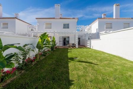 Casa-Chalet de Obra Nueva en Venta en Algeciras Cádiz , 206 mt2, 2 habitaciones