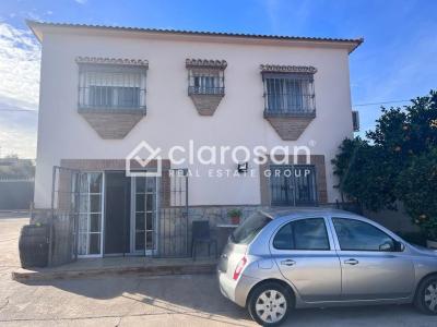 Casa-Chalet en Venta en Alhaurin De La Torre Málaga, 333 mt2, 3 habitaciones