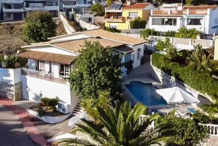 Casa-Chalet en Venta en Benalmadena Málaga, 352 mt2, 4 habitaciones