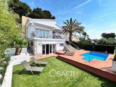 Vivienda recién reformada con jardín, piscina y vistas al Mediterráneo, 142 mt2, 3 habitaciones
