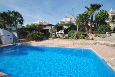 Casa-Chalet en Venta en Calpe Alicante, 239 mt2, 4 habitaciones