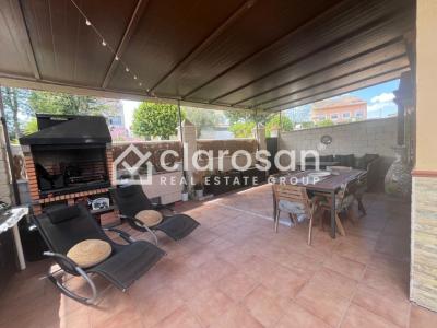 Casa-Chalet en Venta en Cartama Málaga, 280 mt2, 4 habitaciones