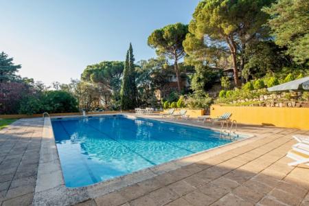 Espectacular casa con 4 Hectáreas de terreno y gran piscina en Castell d'Aro/S'Agaró, 446 mt2, 5 habitaciones