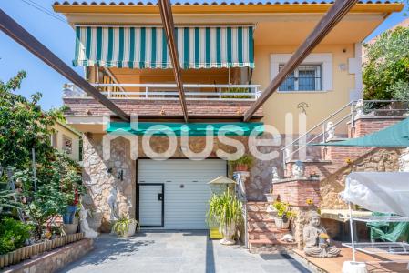 Casa en venta de 253m² Avenida Mas Romeu, 17310 Lloret de Mar (Girona), 253 mt2, 7 habitaciones