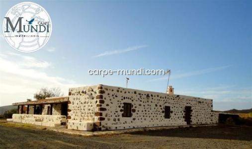 Carpe Mundi Inmobiliaria - Una Joya en Fuerteventura: Casa de Campo en La Matilla, 366 mt2, 4 habitaciones