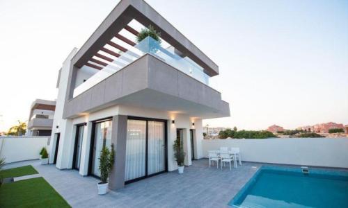 Casa-Chalet en Venta en Montesinos, Los Alicante, 180 mt2, 3 habitaciones
