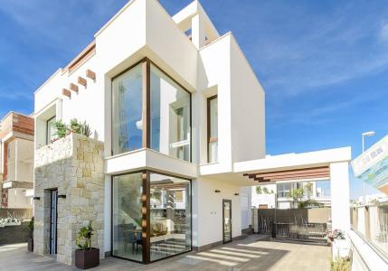 Casa-Chalet en Venta en Montesinos, Los Alicante, 206 mt2, 3 habitaciones