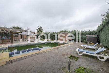 Chalet en venta de 303 m² Calle Villajoyosa, 28513 Nuevo Baztán (Madrid), 303 mt2, 4 habitaciones