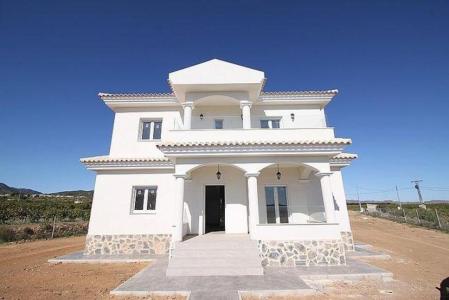 Casa-Chalet en Venta en Pinoso Alicante, 10000 mt2, 4 habitaciones