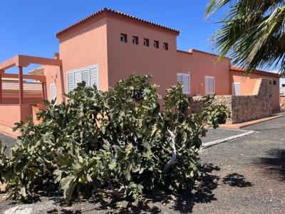 Casa-Chalet en Venta en Puerto Del Rosario Las Palmas, 193 mt2, 3 habitaciones