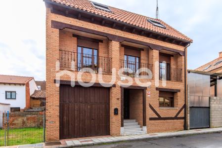 Chalet en venta de 148 m² en Calle Cerrada, 24191 San Andrés del Rabanedo (León), 148 mt2, 4 habitaciones