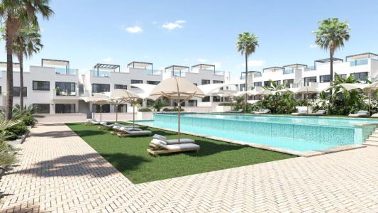 Casa-Chalet en Venta en Torrevieja Alicante, 69 mt2, 3 habitaciones