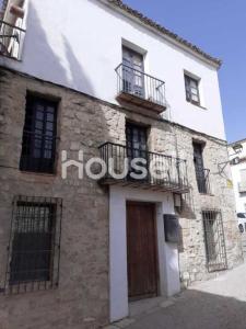 Casa en venta de 380 m² en Calle Puerta de Granada, 23400 Úbeda (Jaén), 380 mt2, 2 habitaciones