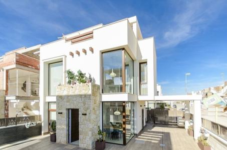 Casa-Chalet en Venta en Vera Almería, 125 mt2, 3 habitaciones