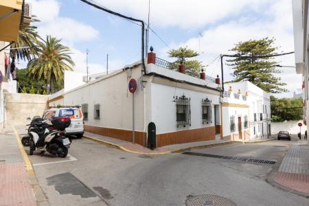 Amplia casa en el centro de Chiclana, 120 mt2, 2 habitaciones