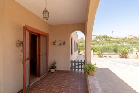 Preciosa parcela en Alhama de Almeria a pie de carretera., 135 mt2, 3 habitaciones