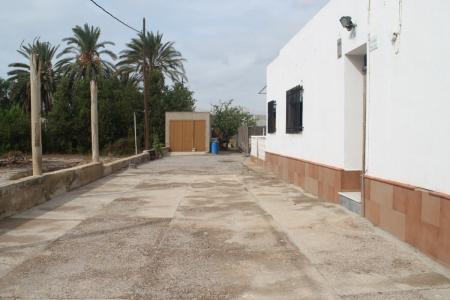 Casa con terreno en Almería, 77 mt2, 3 habitaciones