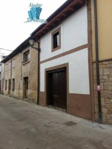 Se vende casa para rehabilitar en LA PUEBLA DE ARGANZÓN (Burgos), 96 mt2