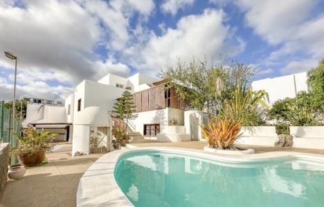 7 Bedrooms - Villa - Lanzarote - For Sale, 450 mt2, 7 habitaciones