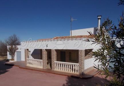 Casa de campo-Masía en Venta en Yecla Murcia , 180 mt2, 4 habitaciones