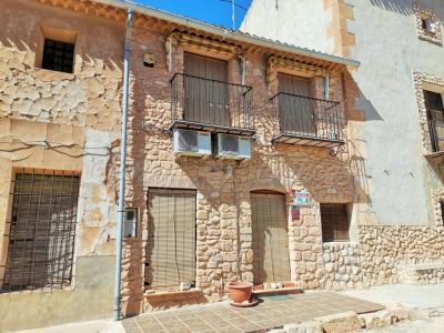 Casa de campo-Masía en Venta en Yecla Murcia , 212 mt2, 3 habitaciones