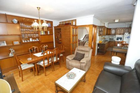 Casa de pueblo en Venta en Alcanar Tarragona, 178 mt2, 4 habitaciones