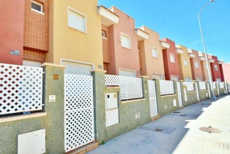 Casa de pueblo en Venta en Bigastro Alicante, 155 mt2, 4 habitaciones
