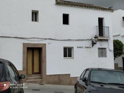 Casa de pueblo para reformar en Medina Sidonia, 514 mt2, 15 habitaciones