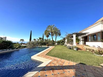 Villa Vivaldi With Sea Views And Lush Gardens For Sale In Sierra Blanca, Marbella Golden Mile, 660 mt2, 6 habitaciones