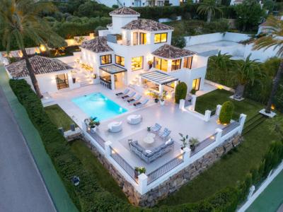 Luxurious Newly-renovated Villa For Sale In Los Naranjos Hill Club, Nueva Andalucia, Marbella, 239 mt2, 5 habitaciones