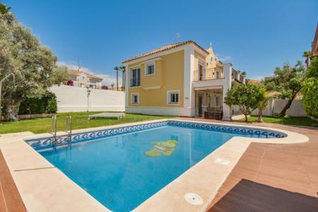 4 Bedrooms - Villa - Malaga - For Sale, 237 mt2, 4 habitaciones