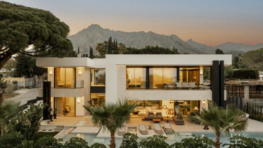 Marbella Golden Mile, Luxury Living: Stylish, 813 mt2, 5 habitaciones