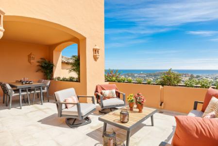 Duplex Penthouse With Unrivalled Mediterranean Views For Sale In Los Belvederes, Nueva Andalucia Mar, 239 mt2, 3 habitaciones