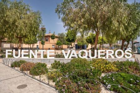 CASA EN VENTA EN FUENTE VAQUEROS, 190 mt2, 6 habitaciones