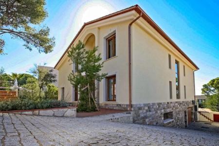 5 room house  for sale in s'Agaró, Spain for 0  - listing #744998, 566 mt2