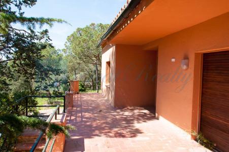 4 room house  for sale in Girones, Spain for 0  - listing #809656, 2500 mt2