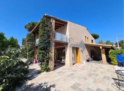 5 room house  for sale in Lower Empordà, Spain for 0  - listing #834039, 3500 mt2