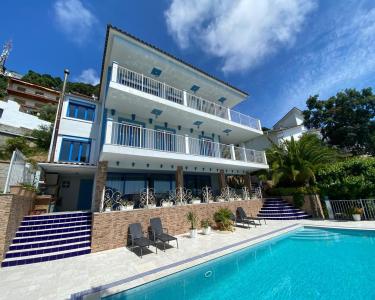 4 room house  for sale in Lloret de Mar, Spain for 0  - listing #1054704, 350 mt2, 5 habitaciones