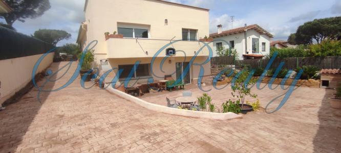 3 room house  for sale in Girones, Spain for 0  - listing #1190234, 525 mt2