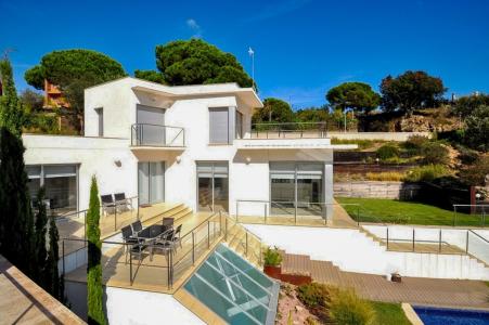 4 room house  for sale in Lloret de Mar, Spain for 0  - listing #1257713, 453 mt2, 5 habitaciones