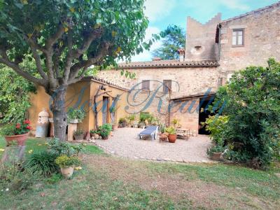 9 room house  for sale in Girones, Spain for 0  - listing #1308427, 4980 mt2