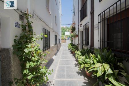 Casa dividida en 4 apartamentos en Güejar Sierra, 200 mt2, 4 habitaciones