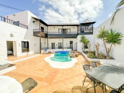 3 Bedrooms - Villa - Lanzarote - For Sale, 188 mt2, 3 habitaciones