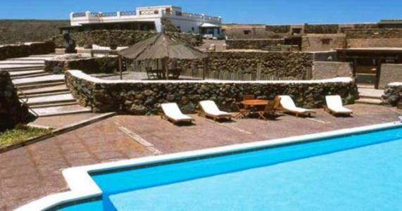 11 Bedroom Villa - Lanzarote - For Sale, 11 habitaciones